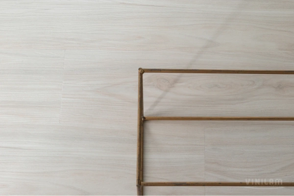 Клеевая кварцвиниловая плитка VINILAM Glue Дуб Бремен 2541 Glue